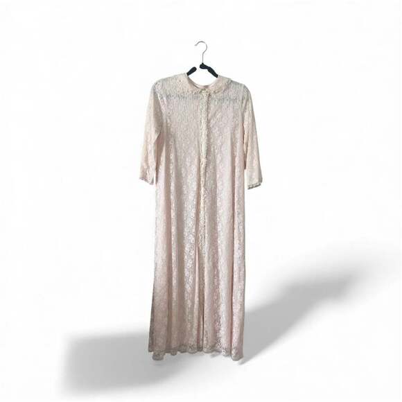 Odette Barsa Other - Vintage Miss Elaine Pink Lace Robe Dressing Gown